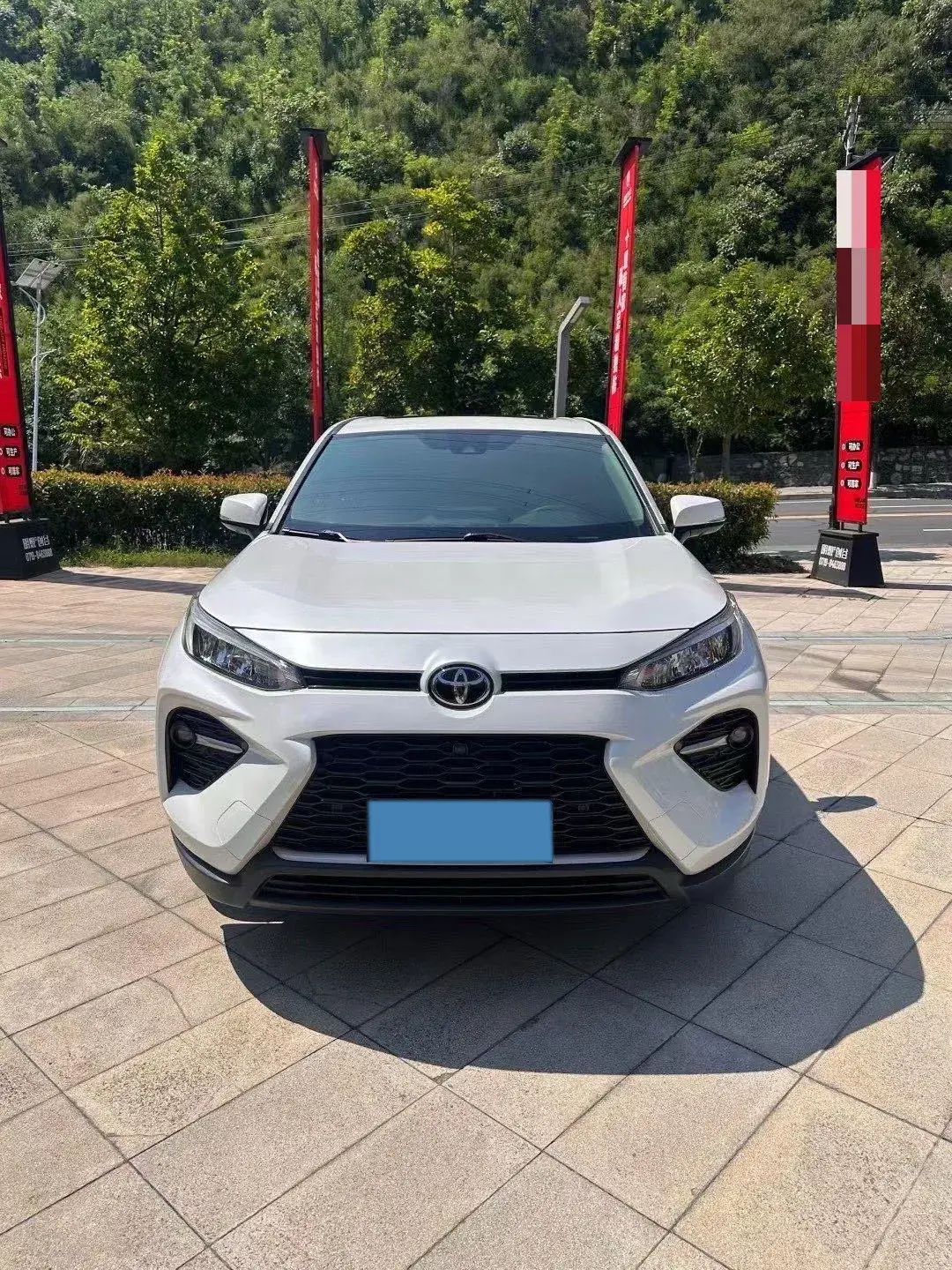 2022 TOYOTA WILDLANDER thumbnail 2