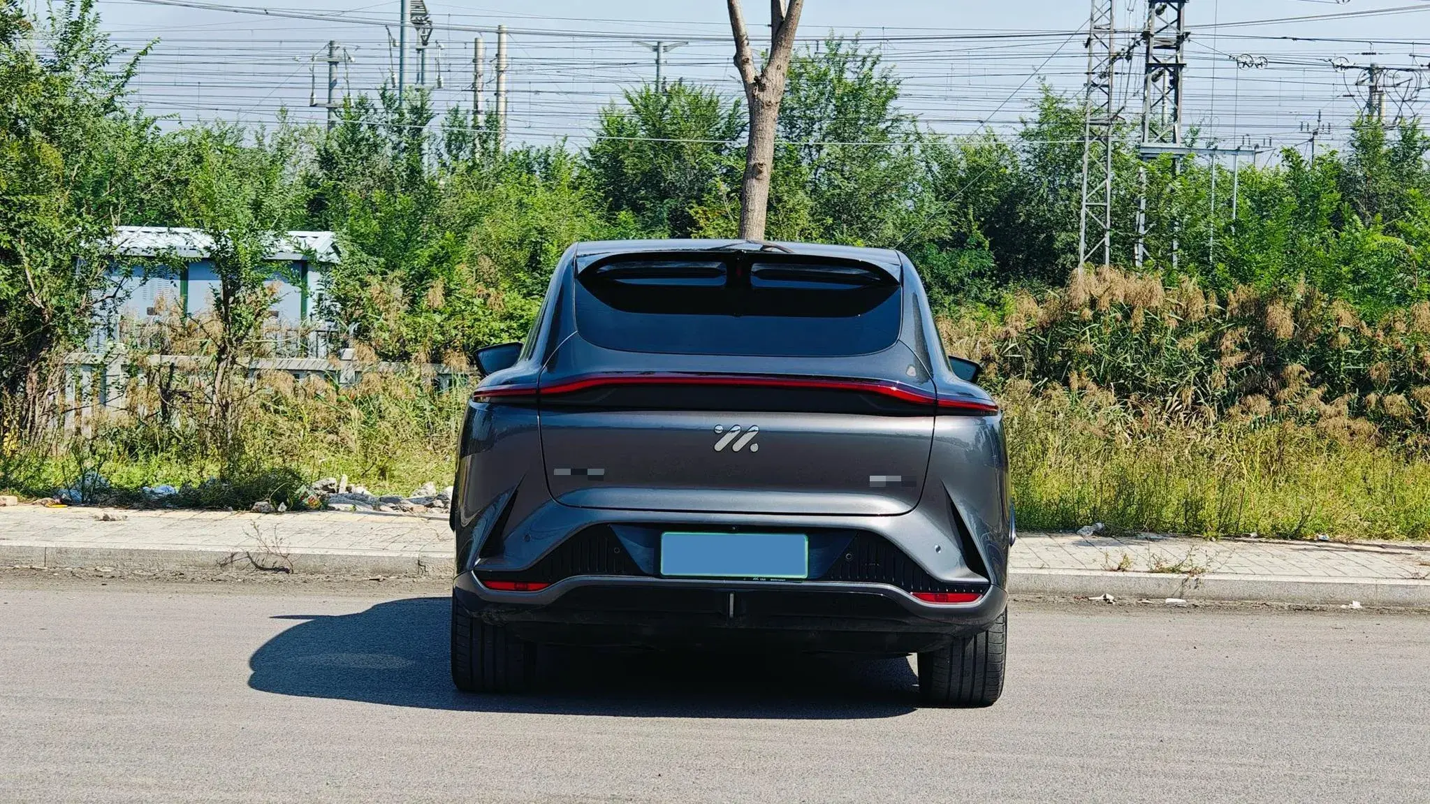 2023 IM LS7 thumbnail 4