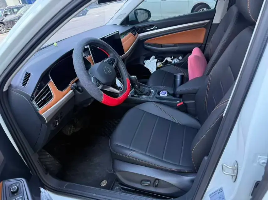 2023 VOLKSWAGEN BORA thumbnail 2