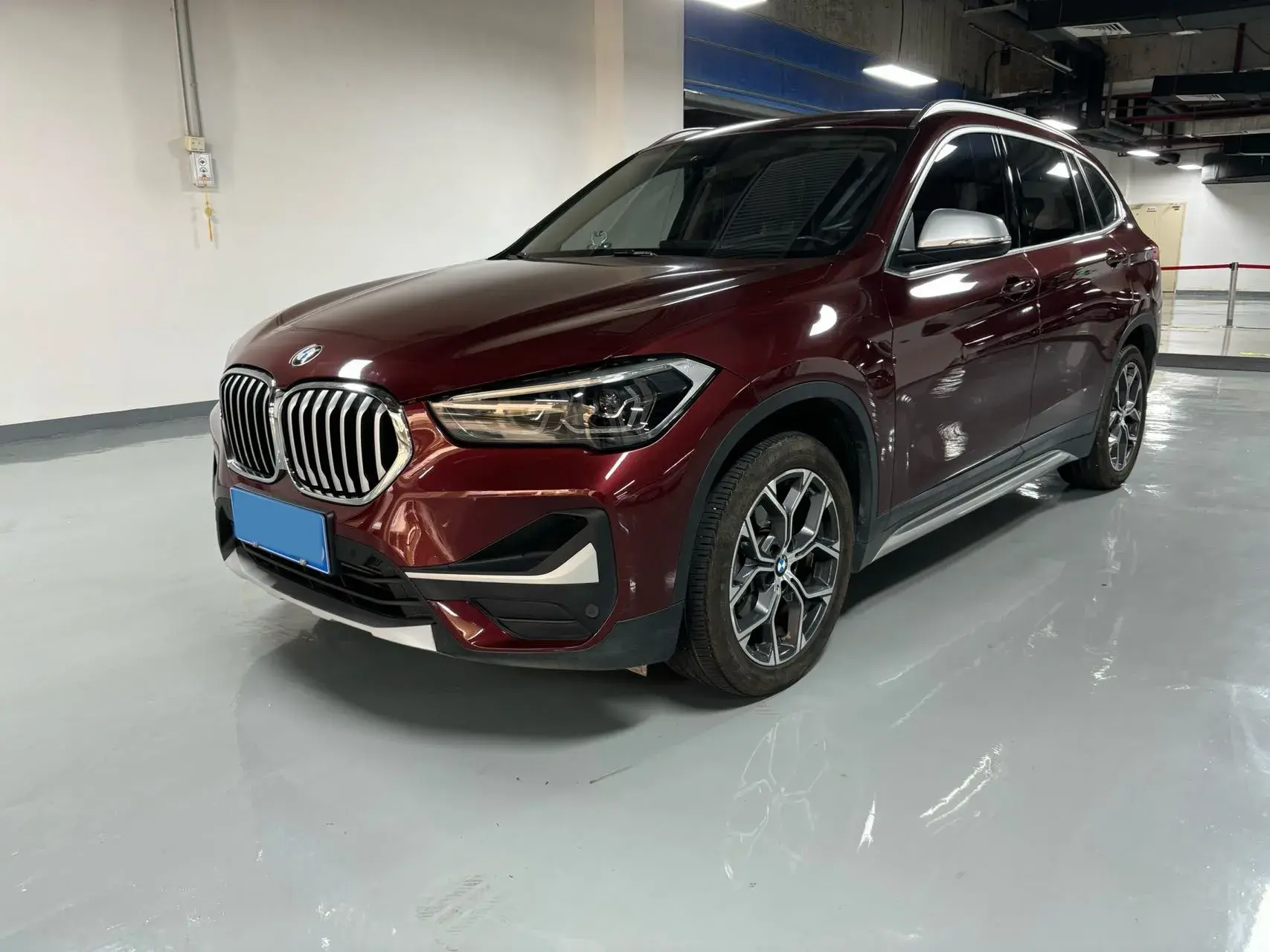 2022 BMW X1 view 1