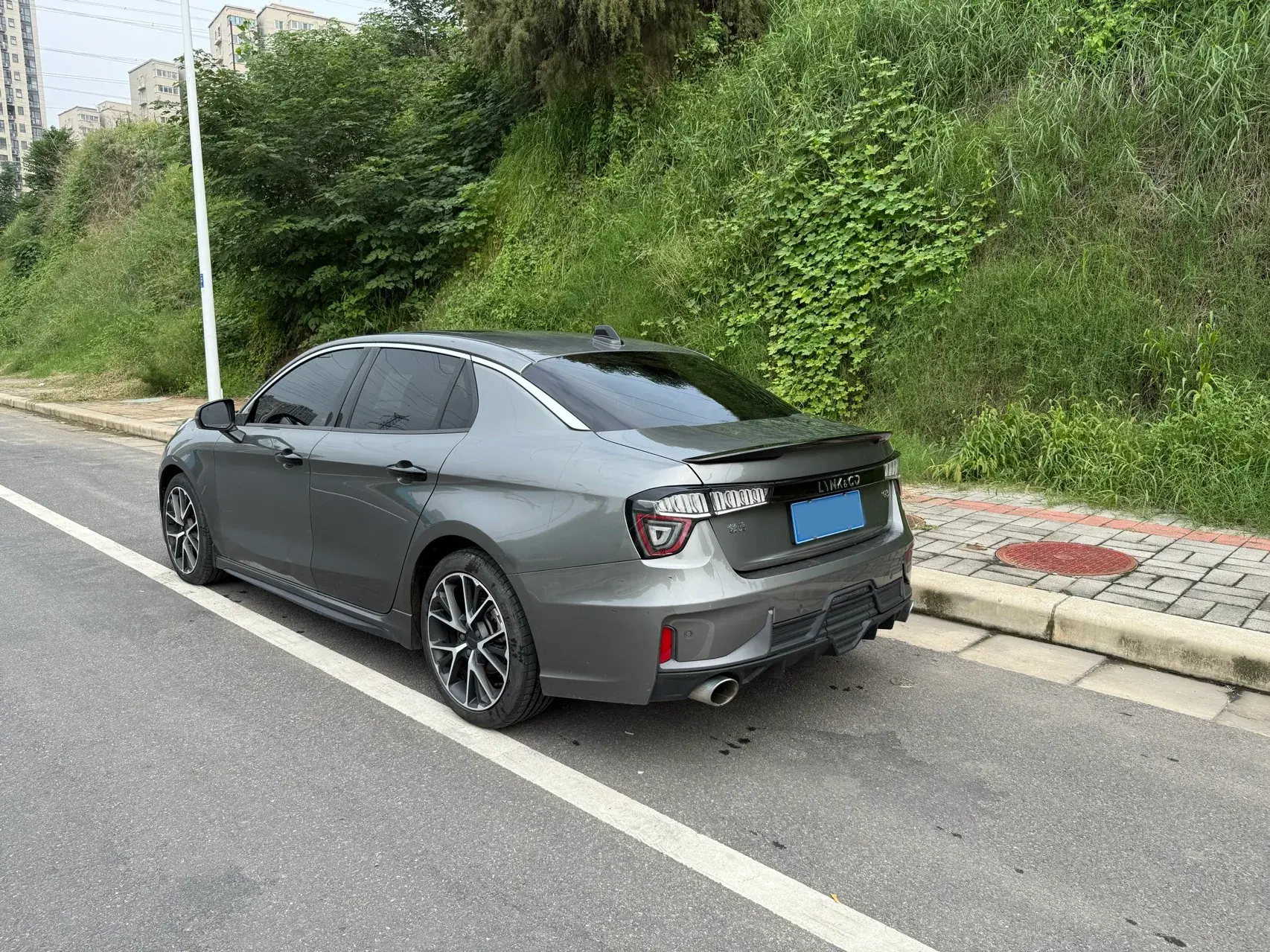 2021 LYNK&CO 03 thumbnail 3