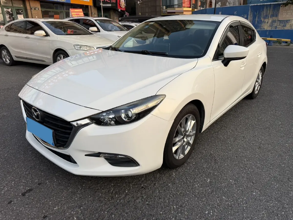 2017 Mazda 3 Axela 1.5L 117HP L4 6AT