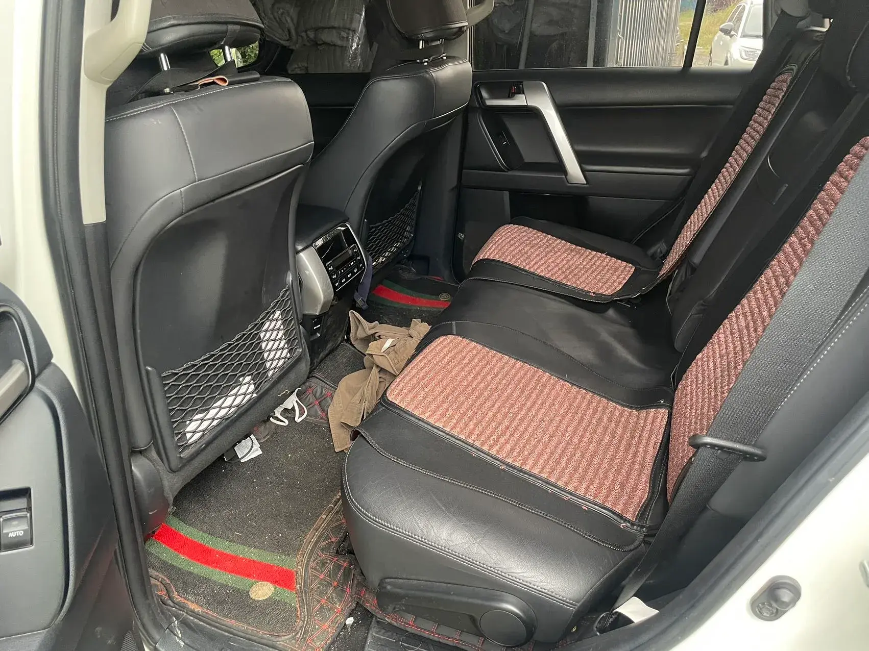 2018 TOYOTA LAND thumbnail 3