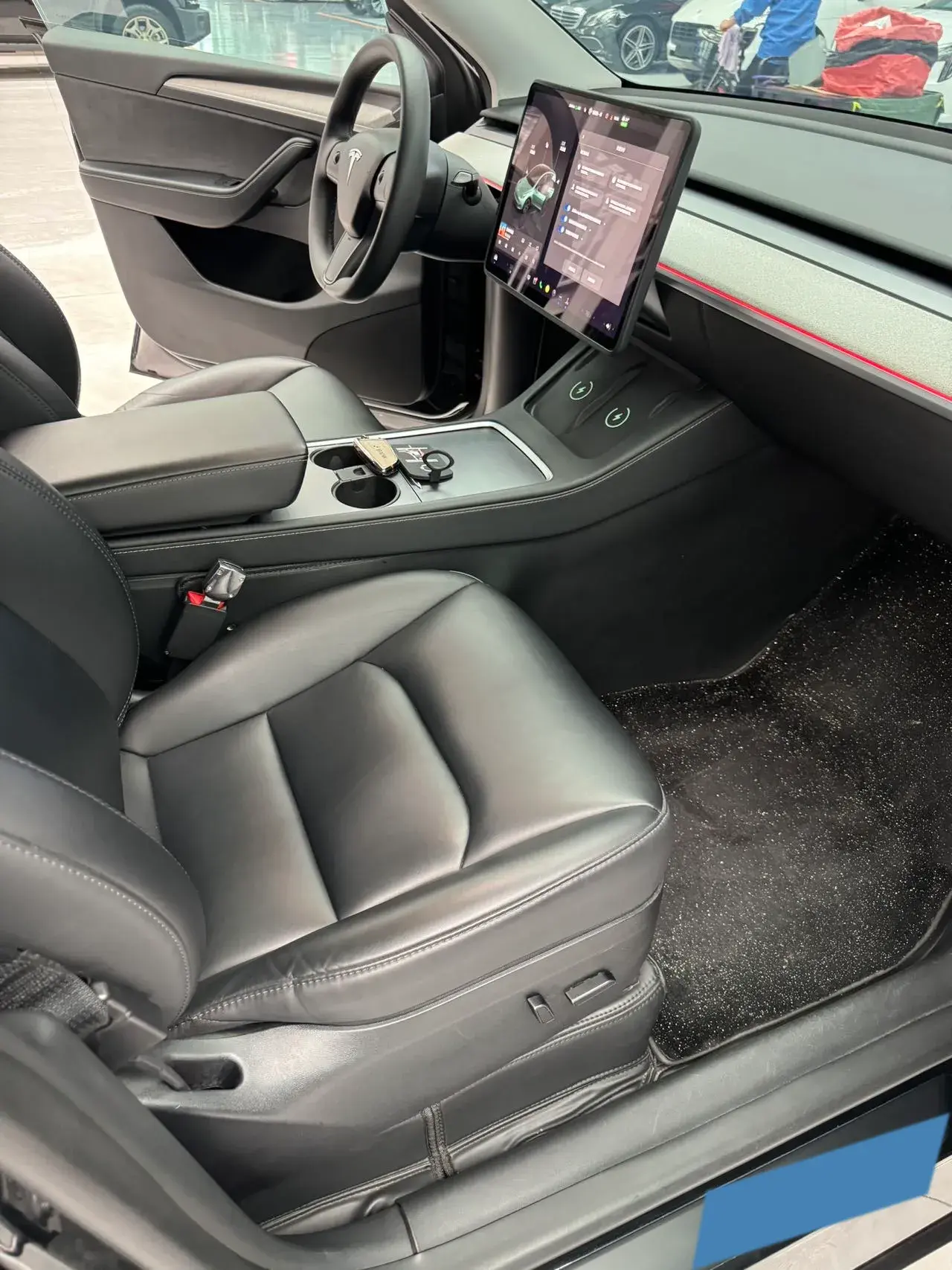 2023 TESLA MODEL thumbnail 4