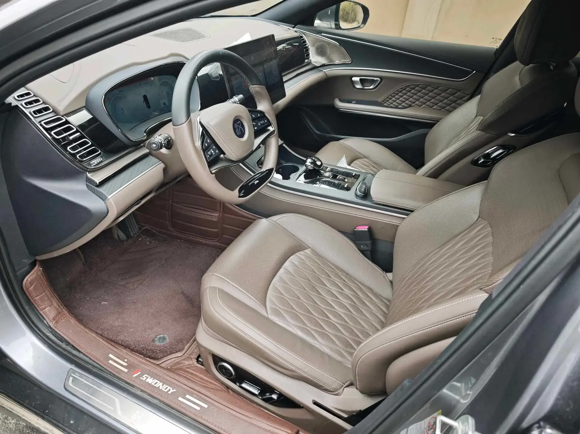 2022 BYD HAN thumbnail 3