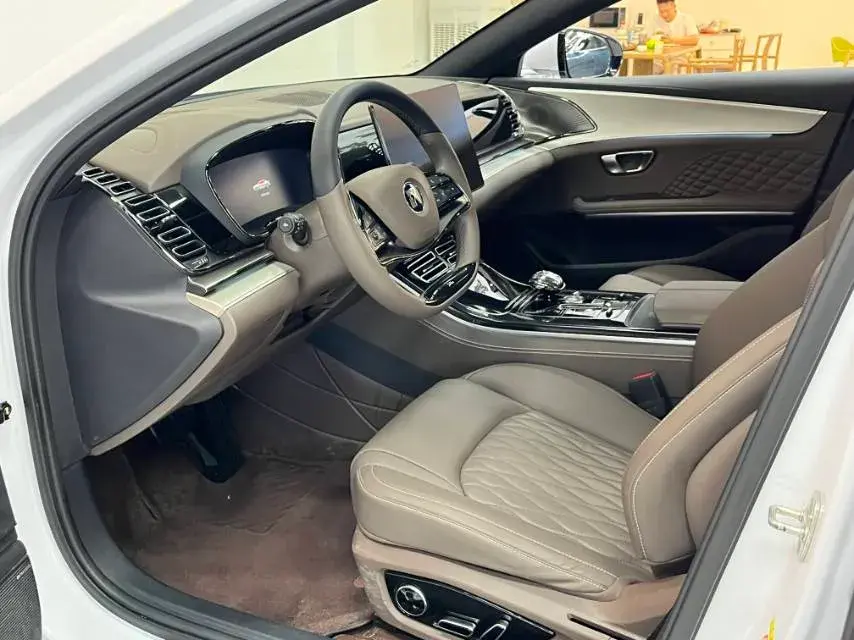 2023 BYD HAN thumbnail 4