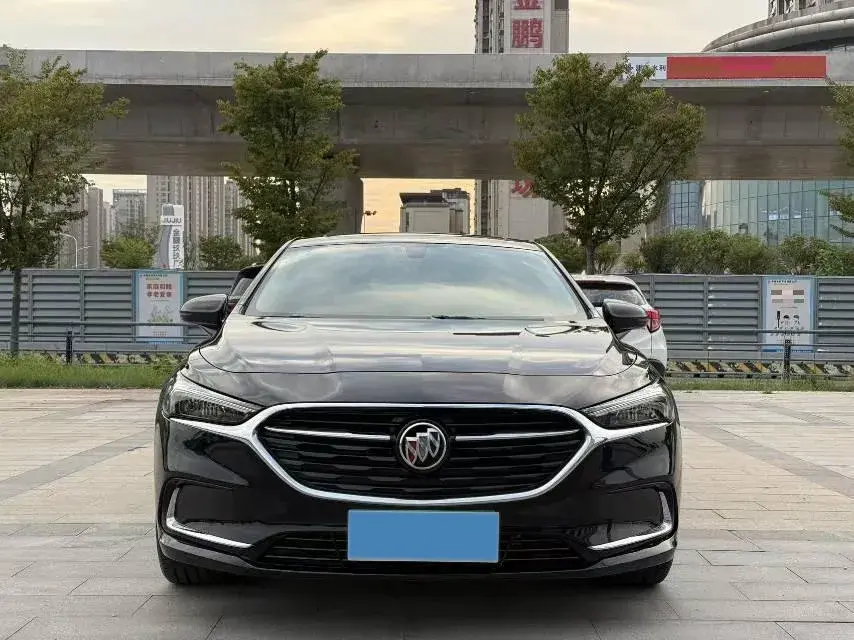 2021 BUICK LARCOSSE thumbnail 2