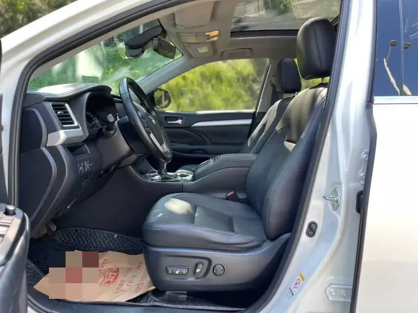 2021 TOYOTA HIGHLANDER thumbnail 4