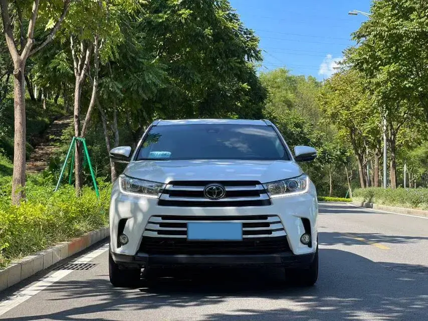 2021 TOYOTA HIGHLANDER thumbnail 2