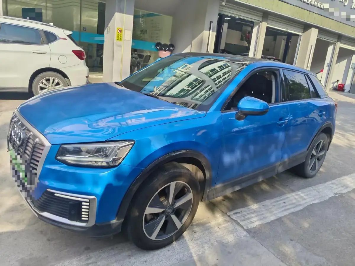2019 Audi Q2L e-tron BEV 39.7KWH