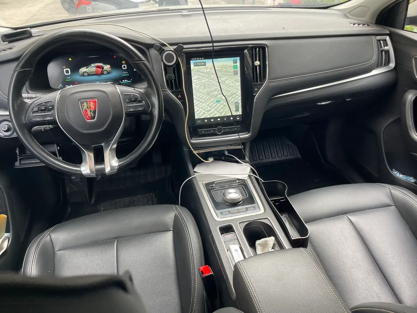 2017 ROEWE I6 thumbnail 4