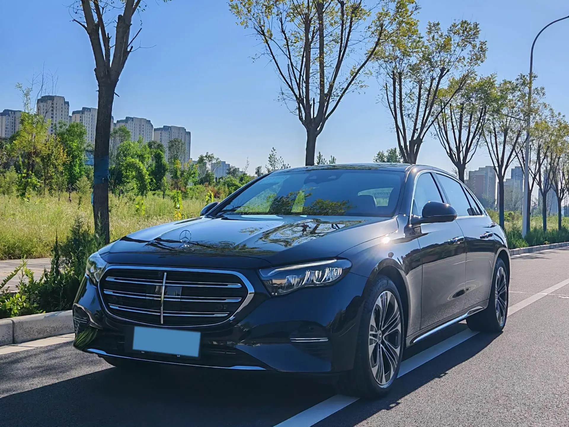 2022 MERCEDES-BENZ E view 1