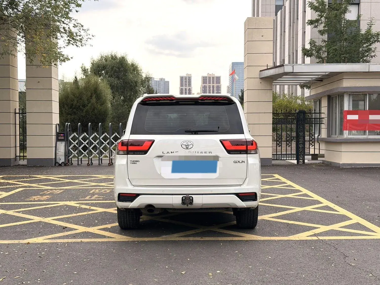 2021 CHEVROLET TRAX thumbnail 4