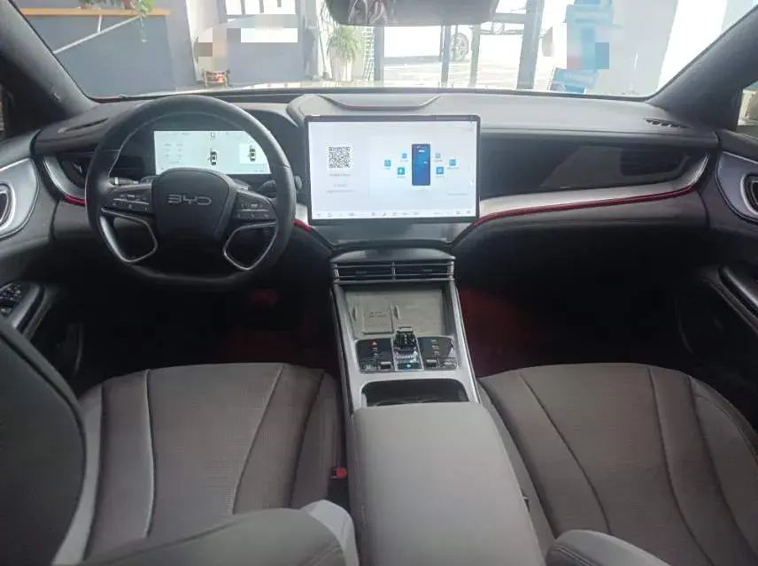 2025 BYD SEAL07 thumbnail 4