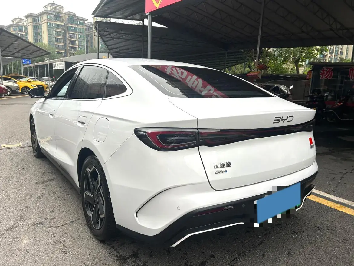 2024 BYD SEAL thumbnail 4