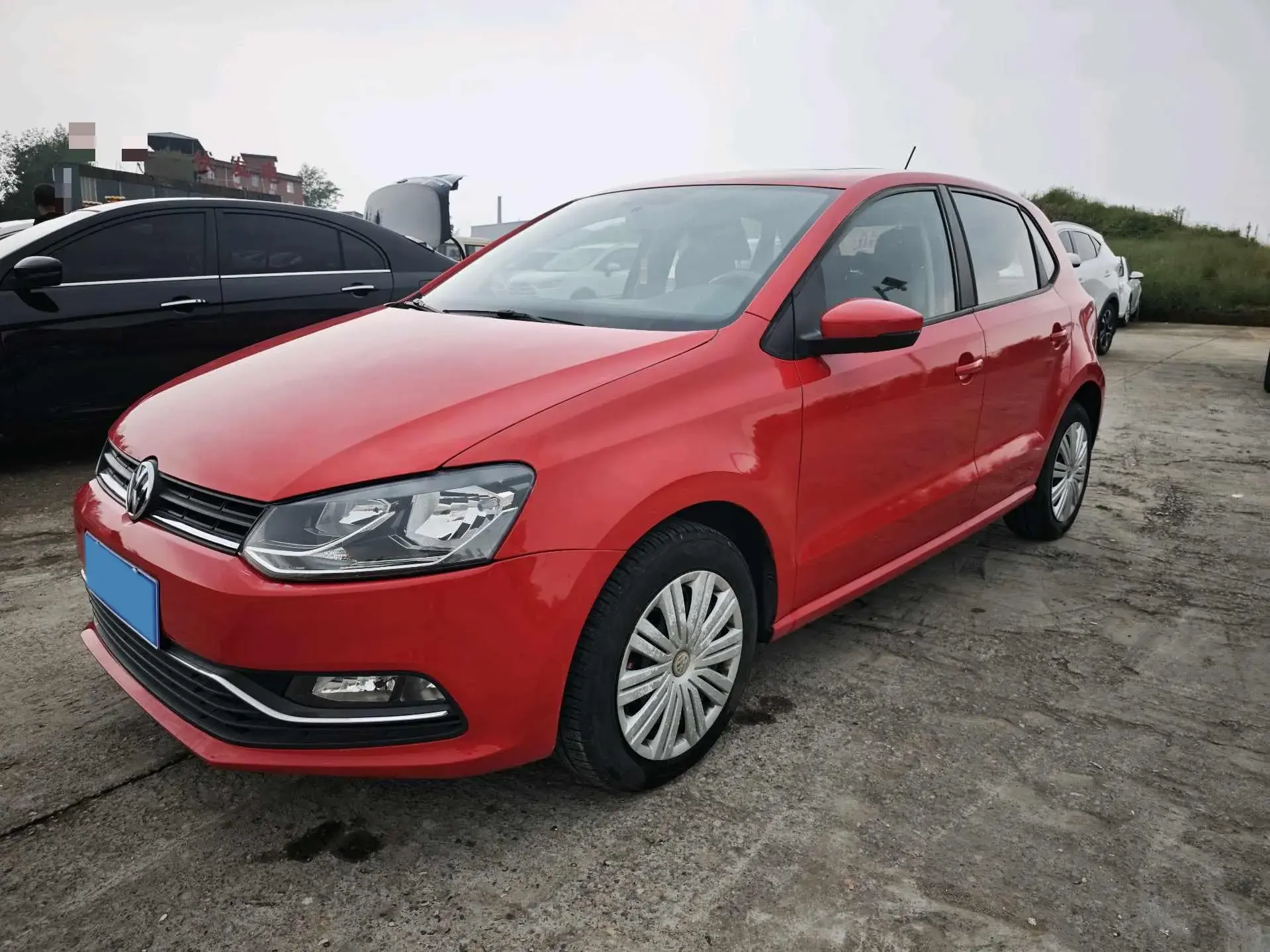 2016 VOLKSWAGEN POLO view 1