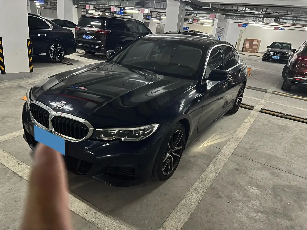 2021 BMW 3 Series 2.0T 184HP L4 8AT