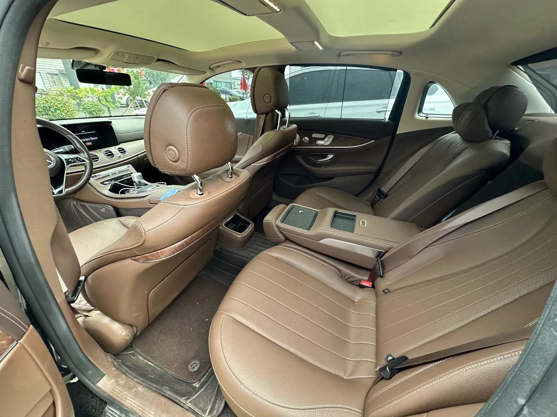 2023 MERCEDES-BENZ E thumbnail 4