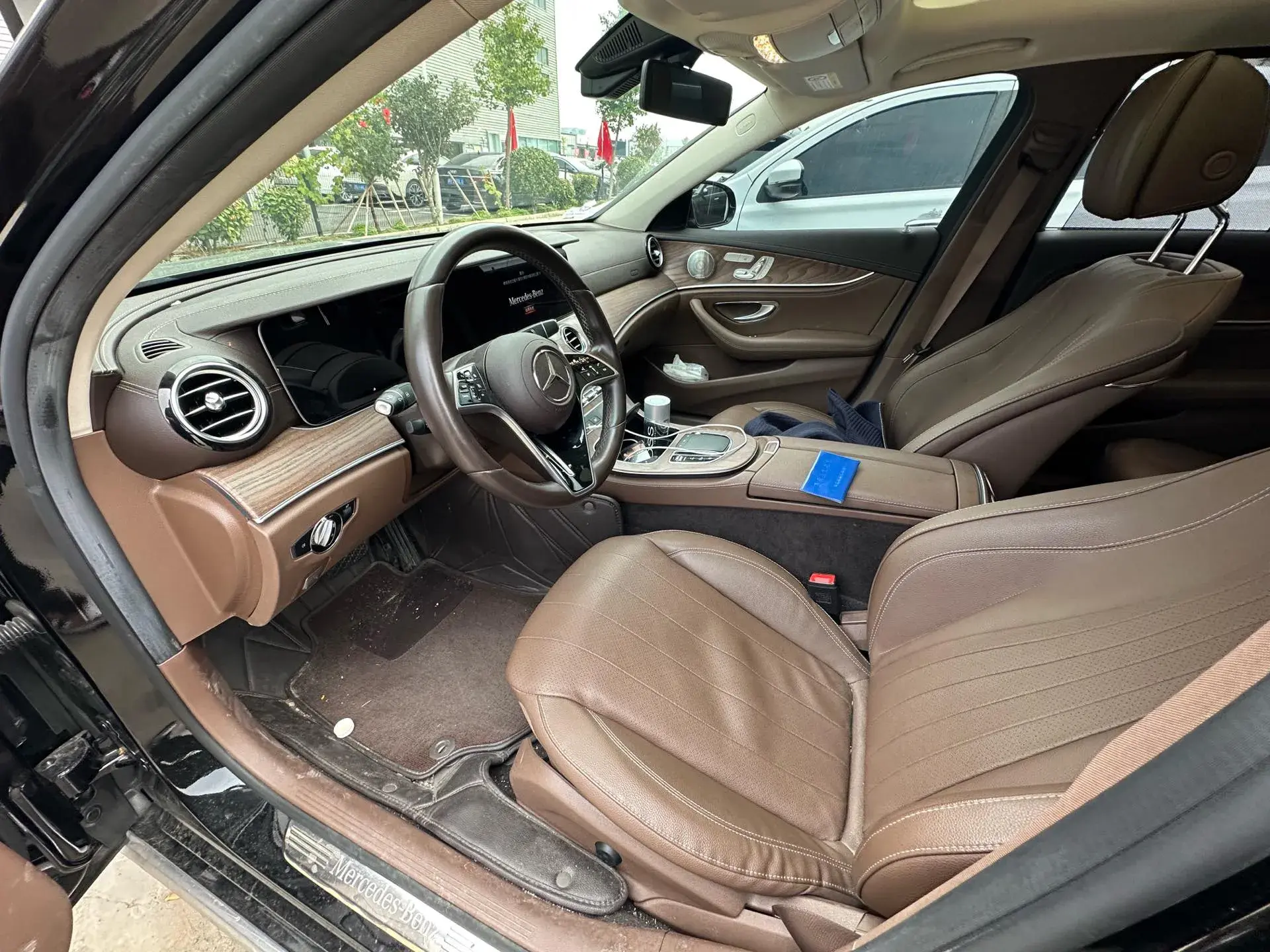 2023 MERCEDES-BENZ E thumbnail 3