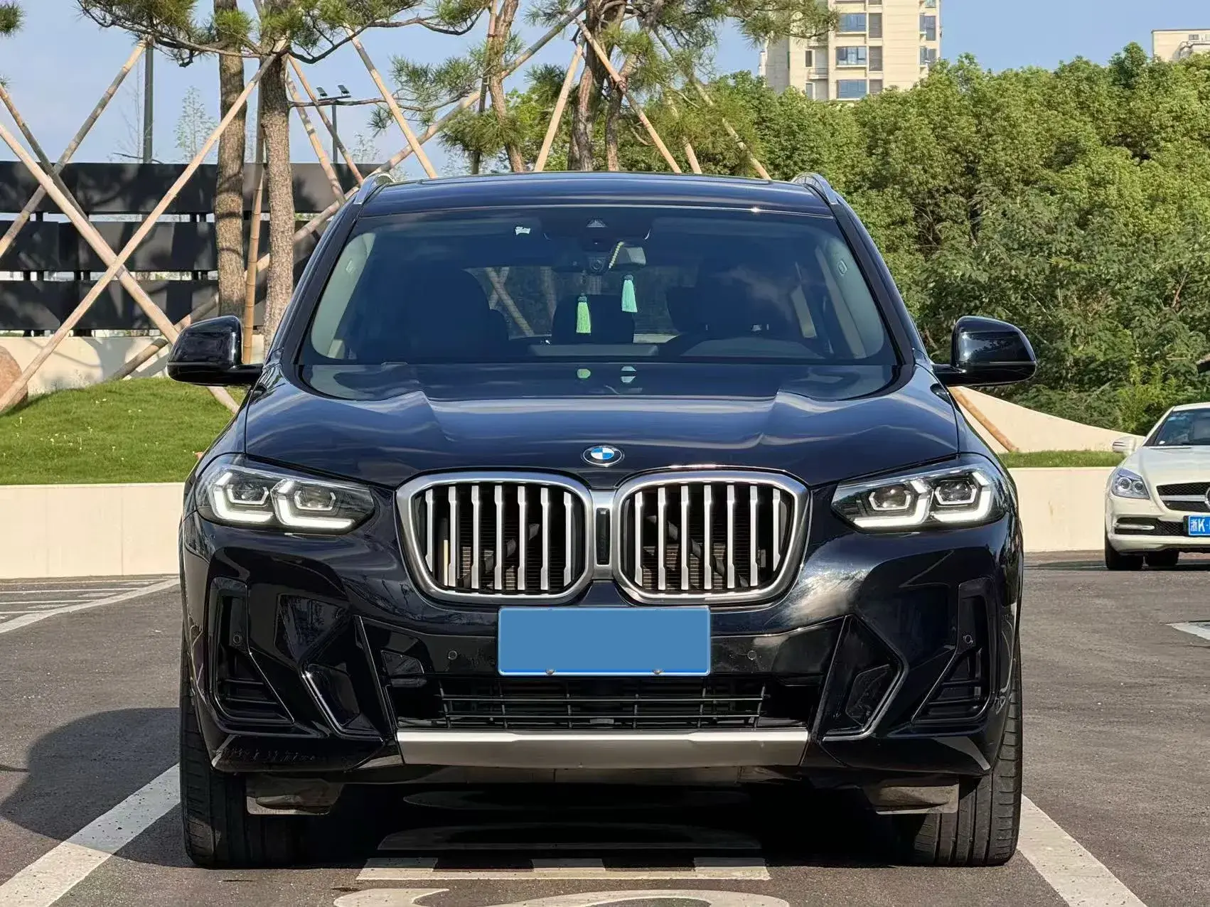 2022 BMW X3 thumbnail 2