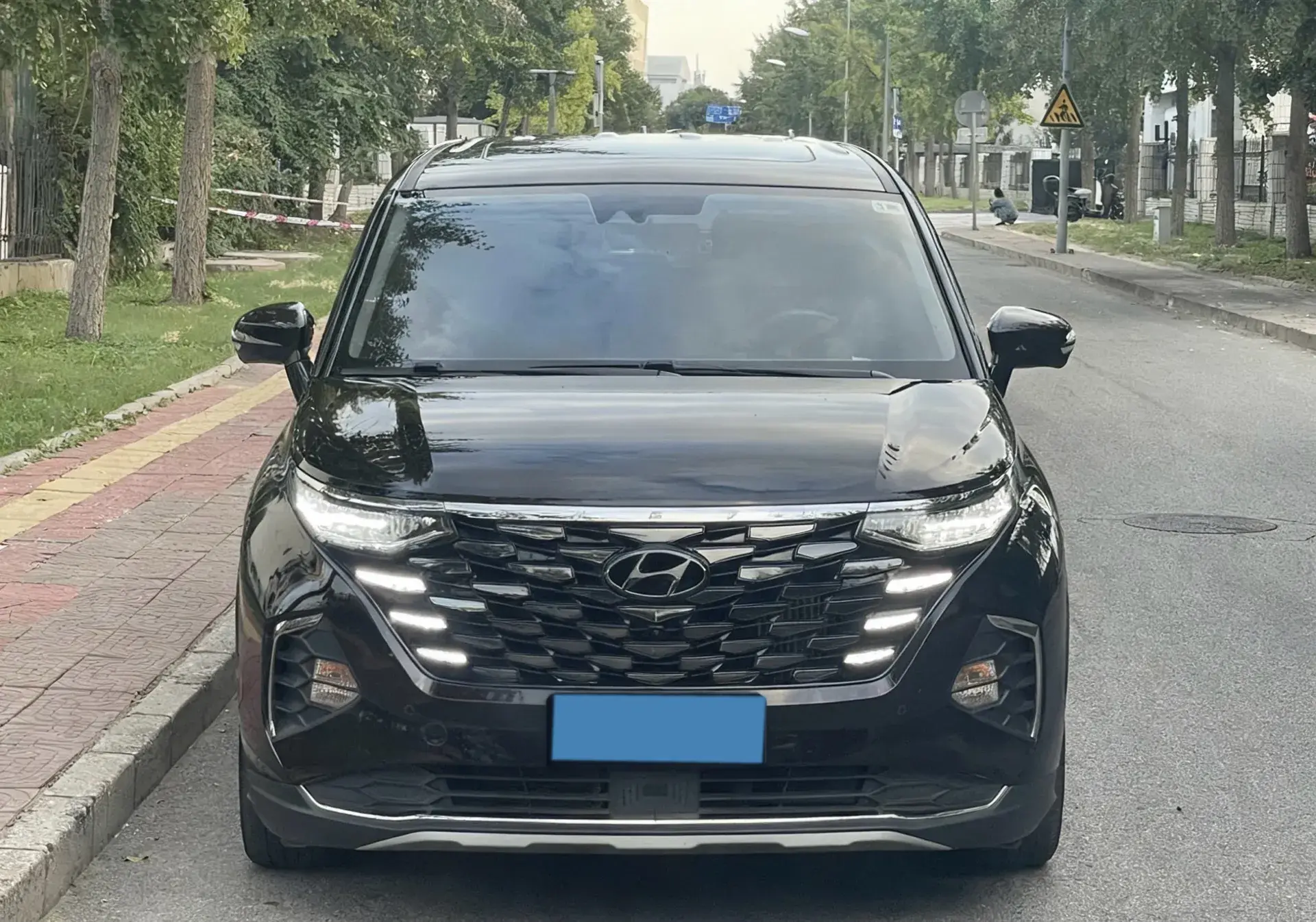 2021 HYUNDAI CUSTO thumbnail 2