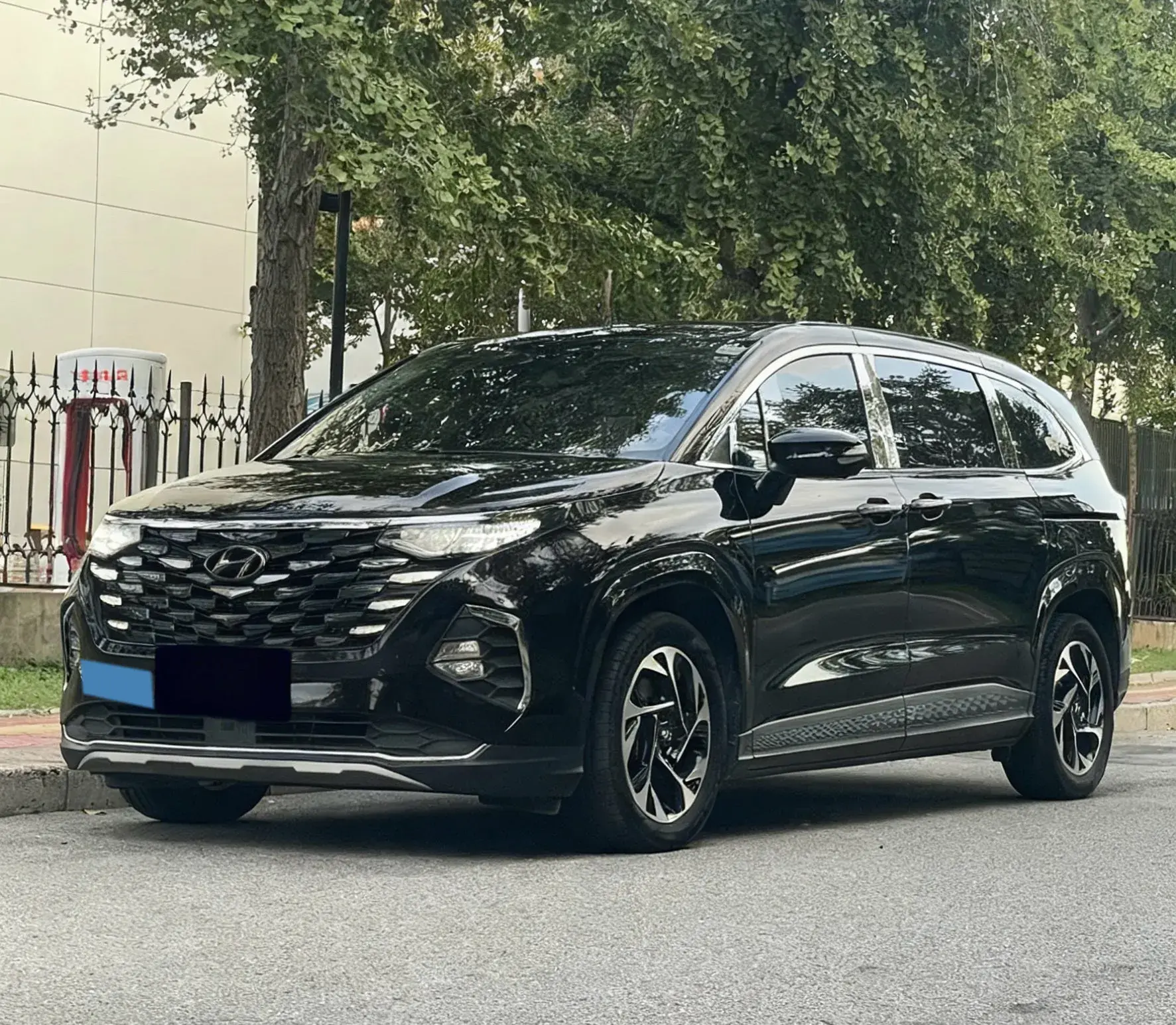 2021 HYUNDAI CUSTO view 1