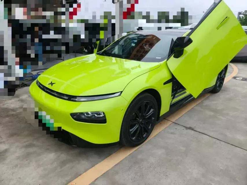 2021 XPENG P7 thumbnail 2