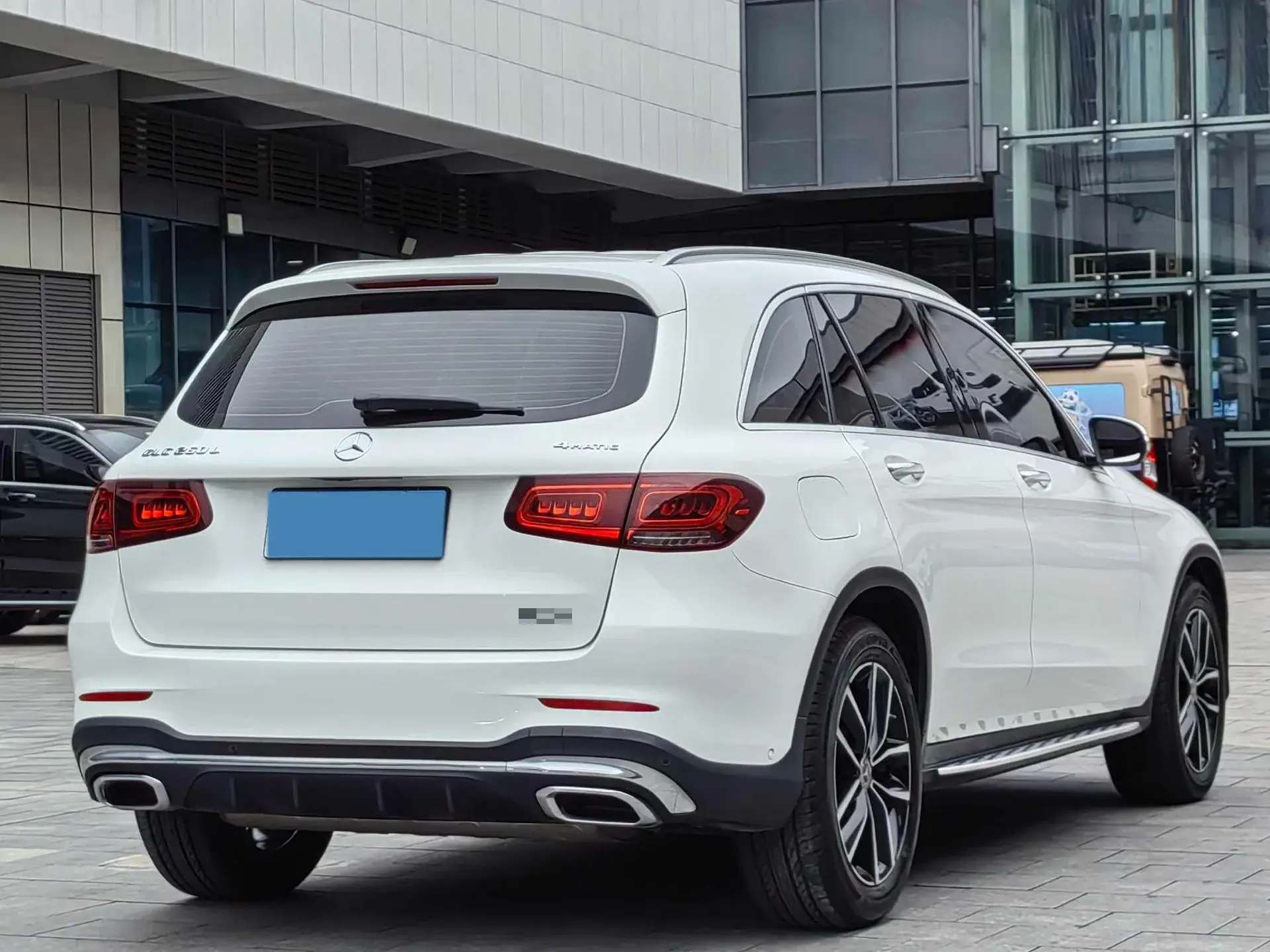 2020 MERCEDES-BENZ GLC thumbnail 4