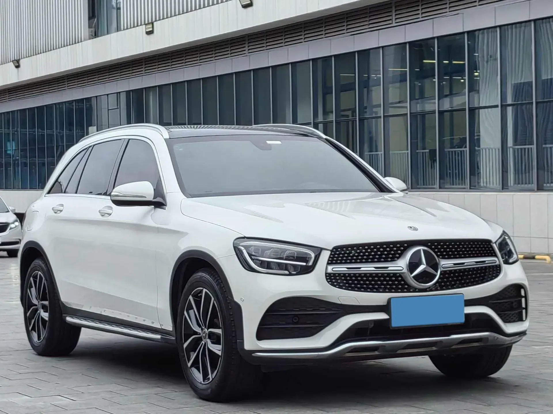 2020 MERCEDES-BENZ GLC thumbnail 3