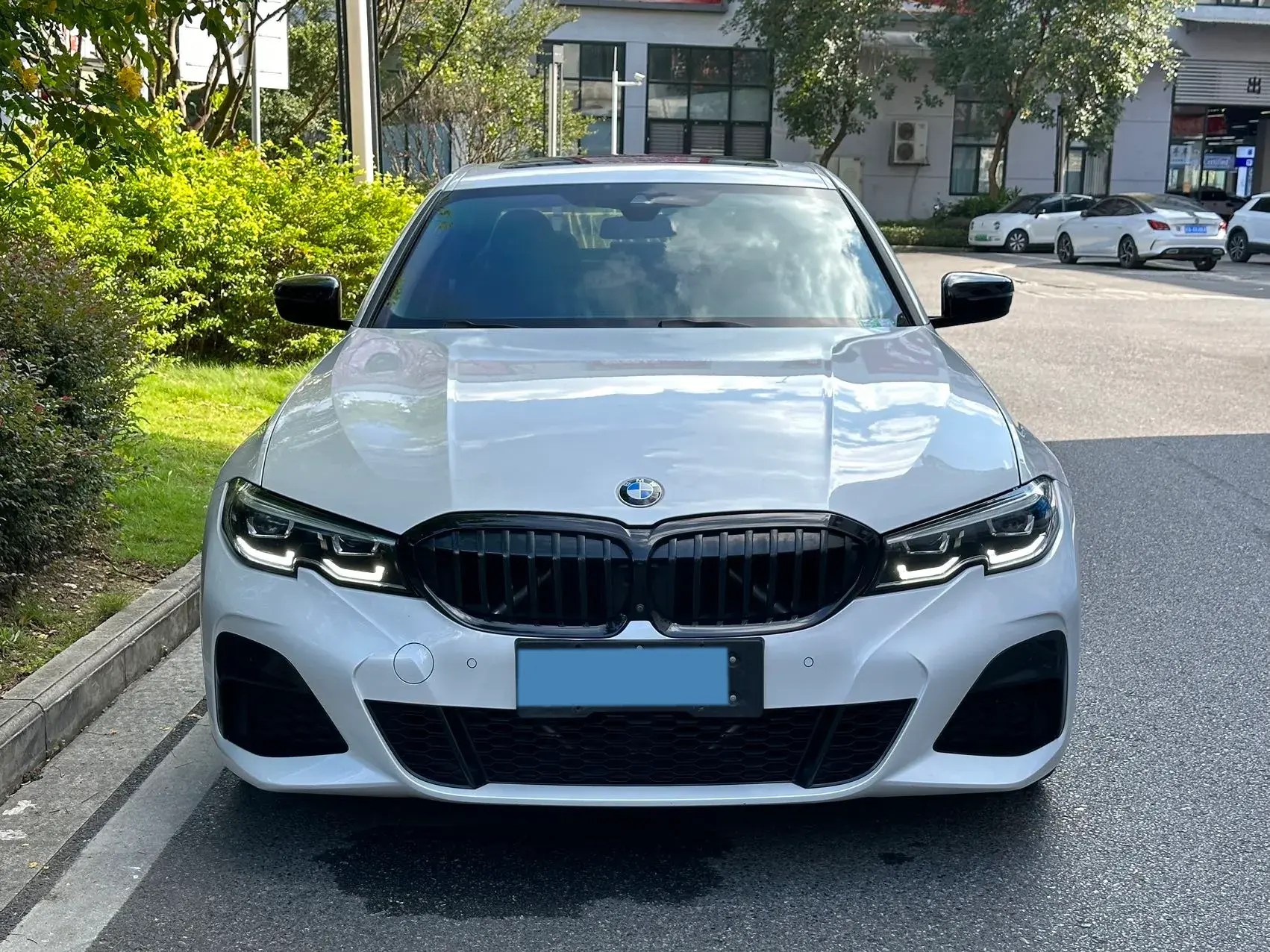 2021 BMW 3 thumbnail 2