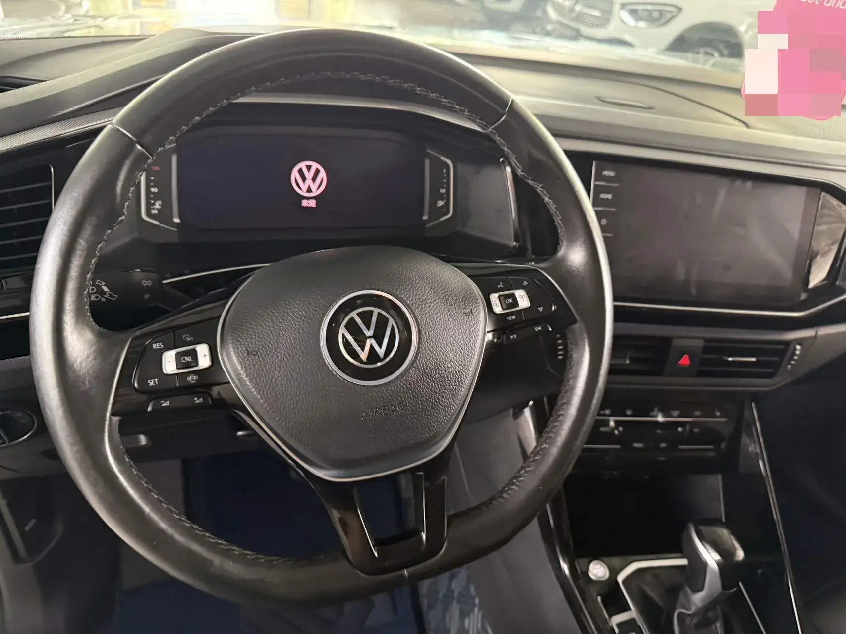 2020 VOLKSWAGEN TAYRON thumbnail 4