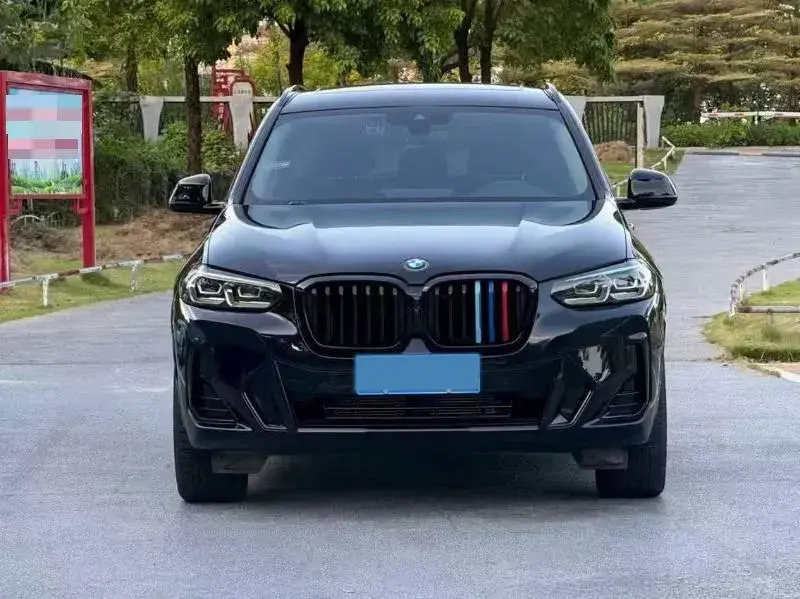 2023 BMW X3 thumbnail 2