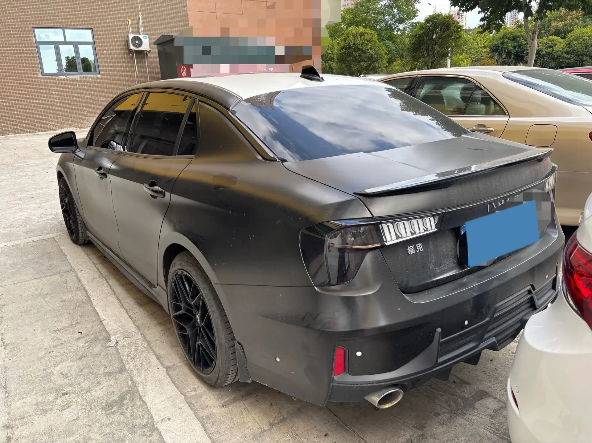 2021 LYNK&CO 03 thumbnail 4