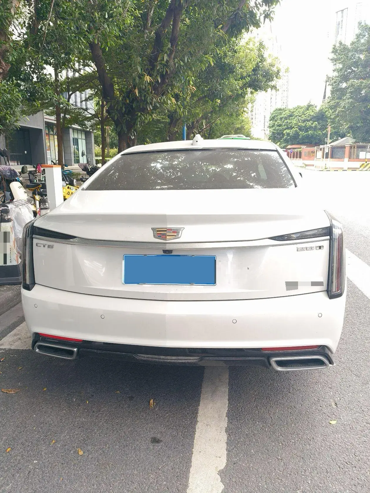 2023 CADILLAC CT6 thumbnail 2