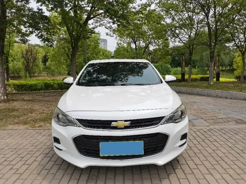 2019 CHEVROLET CAVALIER thumbnail 3