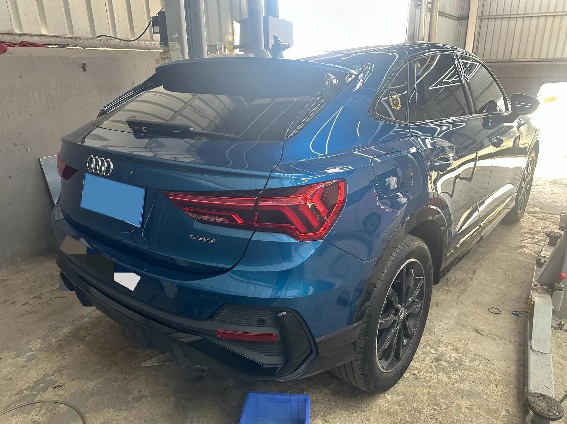 2020 AUDI Q3 thumbnail 2
