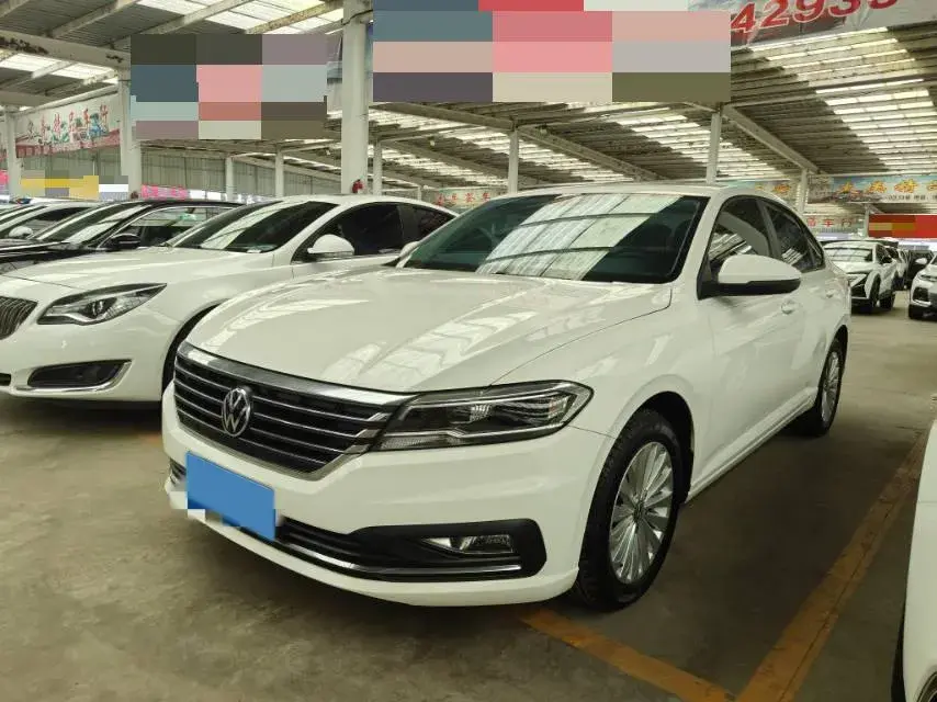 2021 VOLKSWAGEN LAVIDA view 1