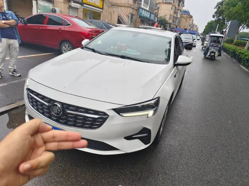 2020 Buick Regal 1.5T 169HP L4 9AT