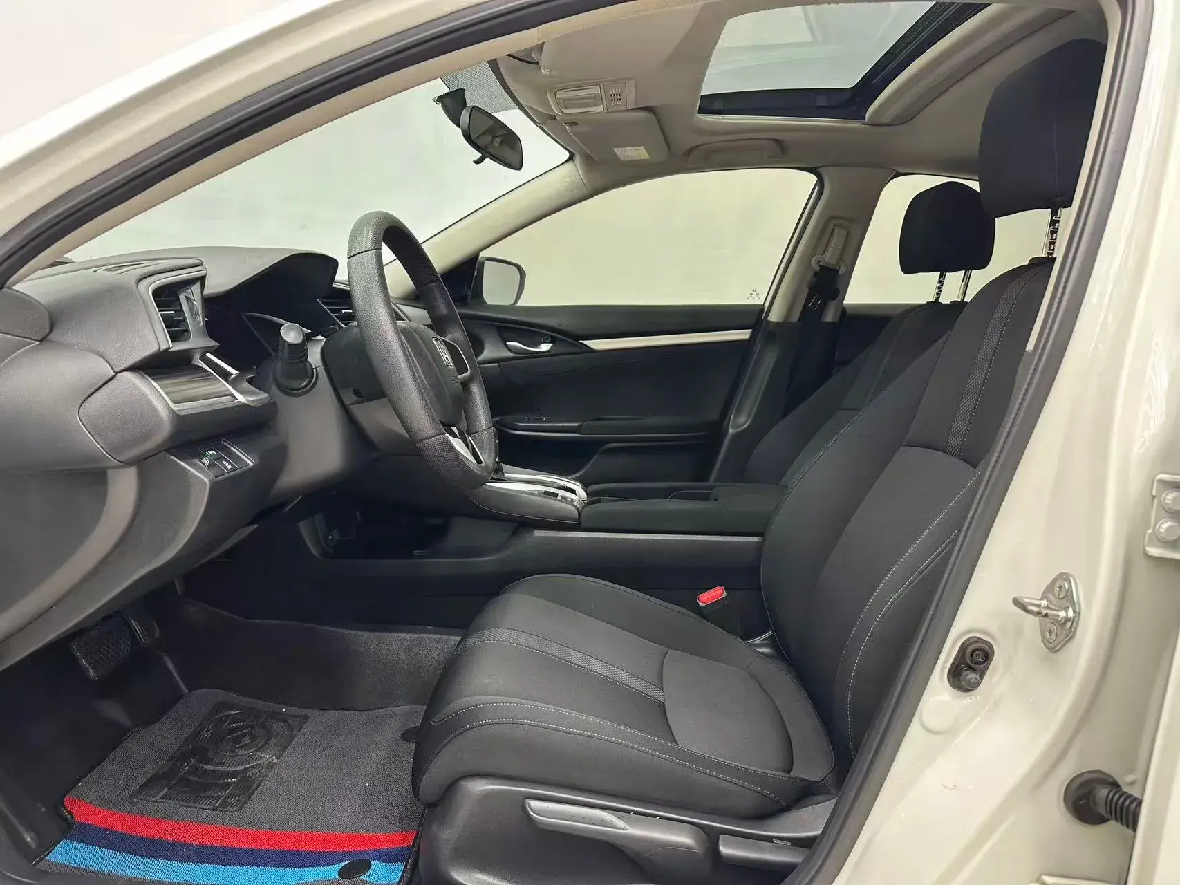 2019 HONDA CIVIC thumbnail 4