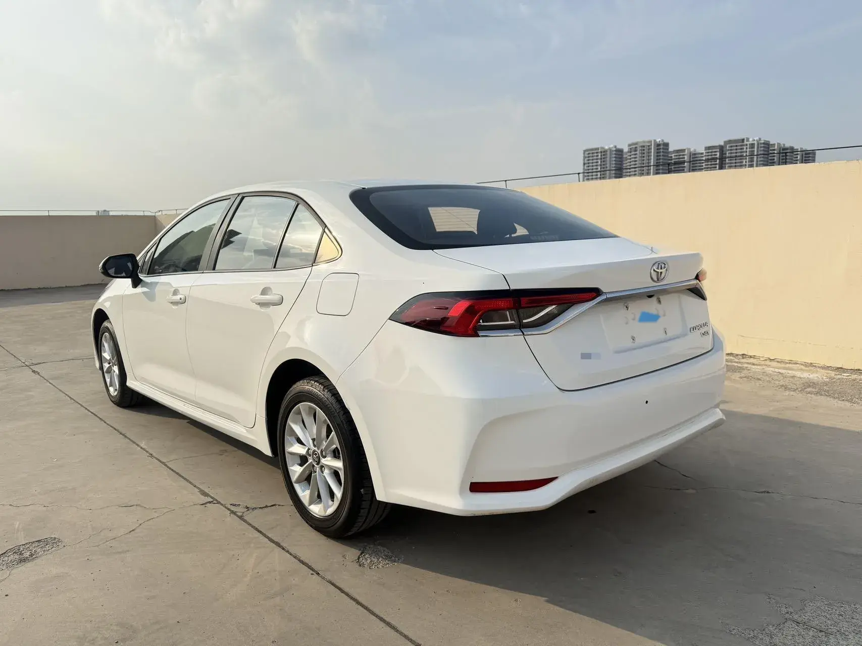 2021 TOYOTA COROLLA thumbnail 4