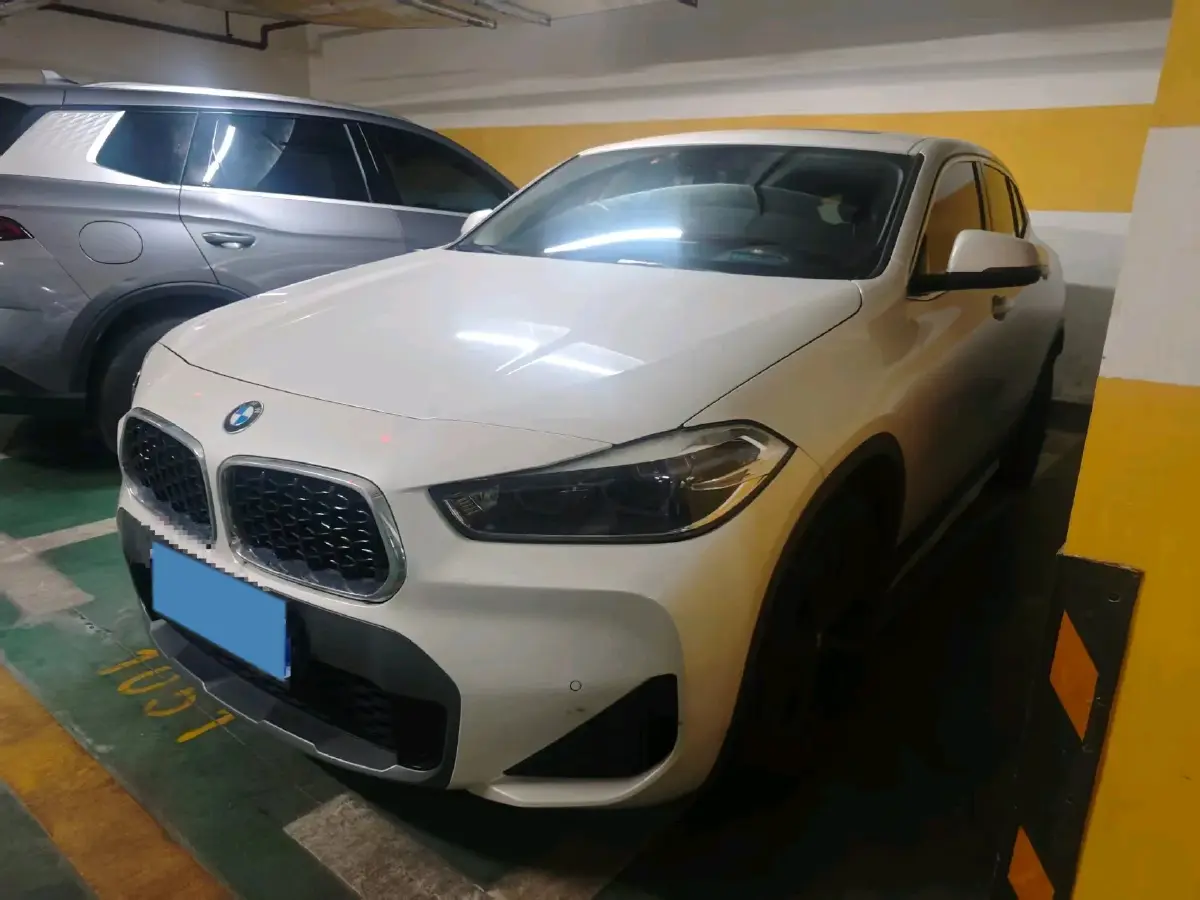 2022 BMW X2 2.0T 192HP L4 7DCT