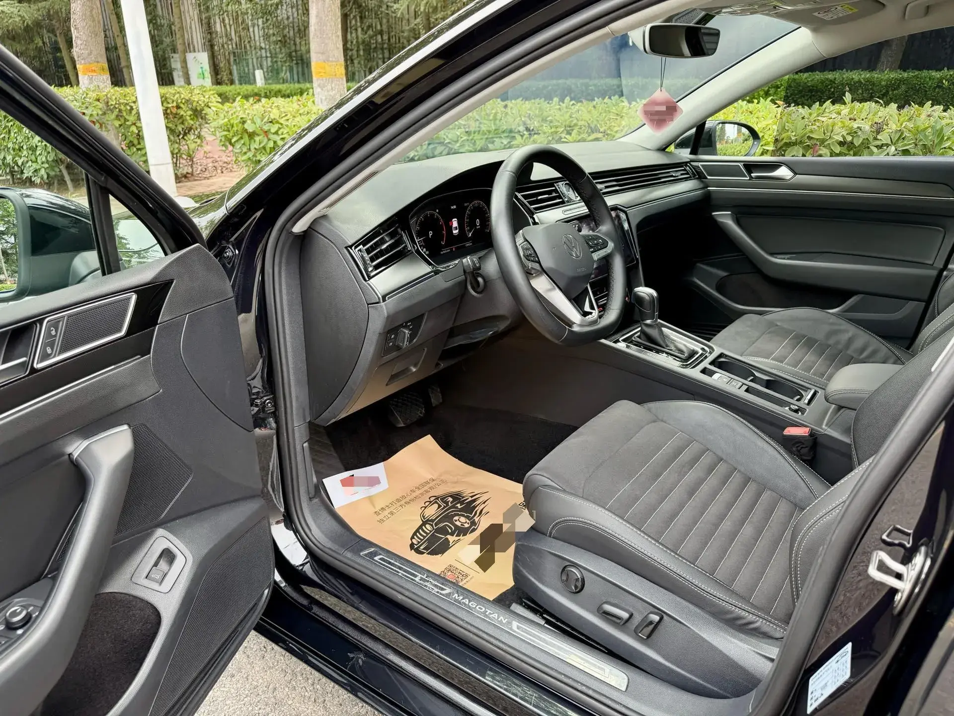 2020 VOLKSWAGEN MAGOTAN thumbnail 2