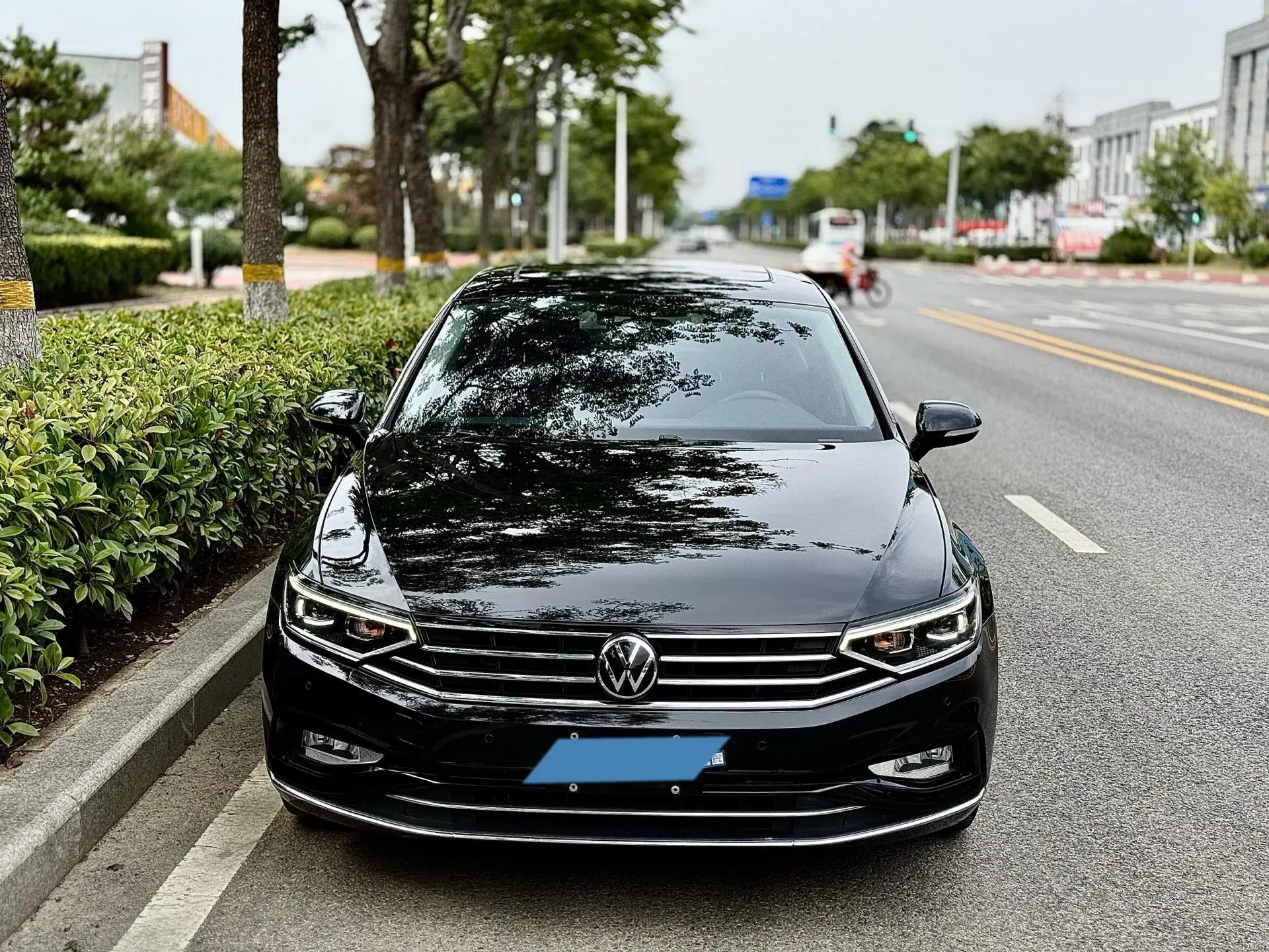 2020 VOLKSWAGEN MAGOTAN thumbnail 3