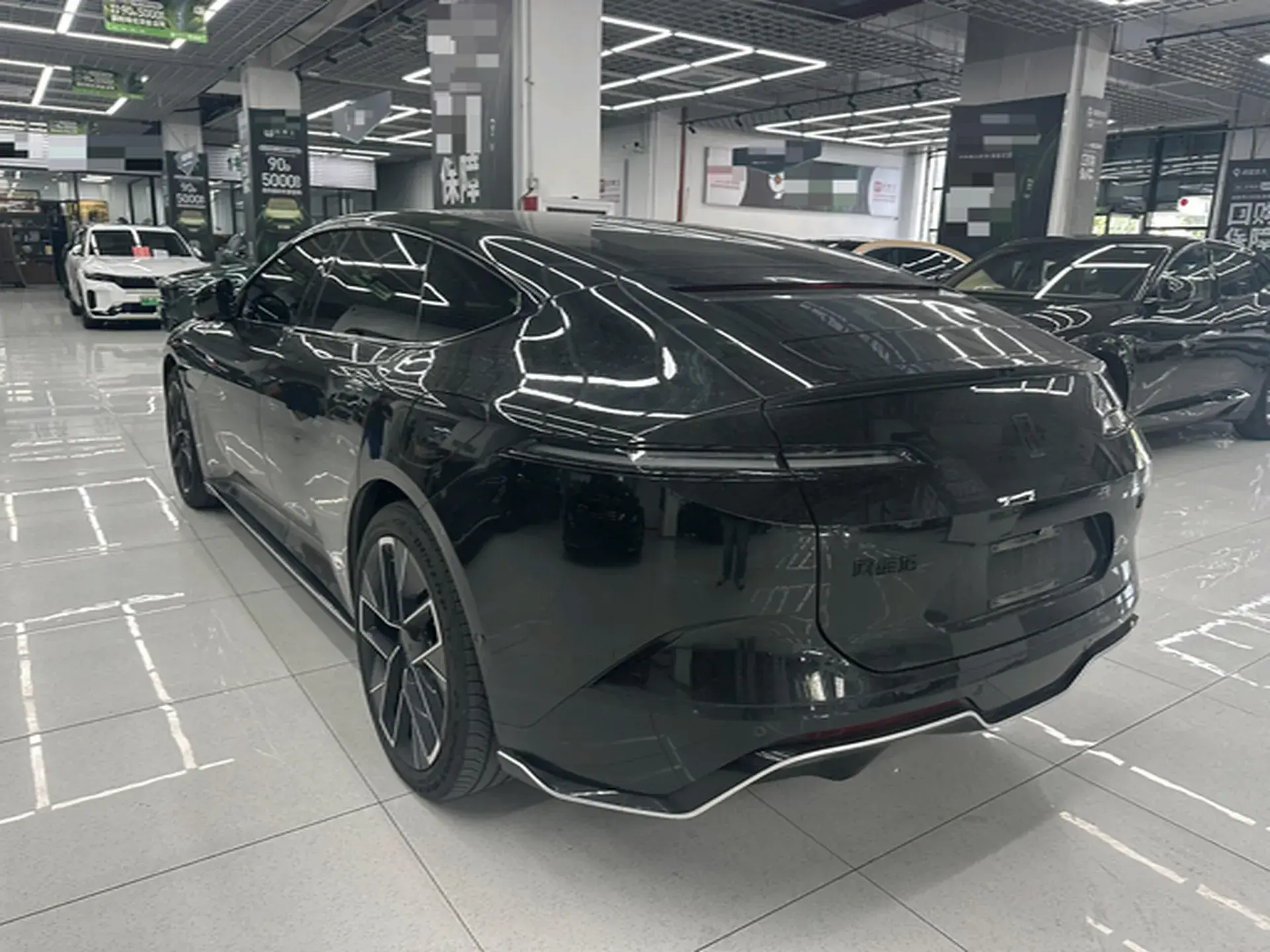 2023 AVATR 12 thumbnail 2