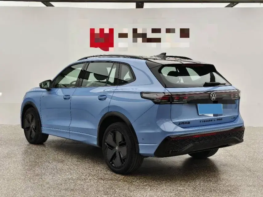 2024 VOLKSWAGEN TIGUAN thumbnail 4