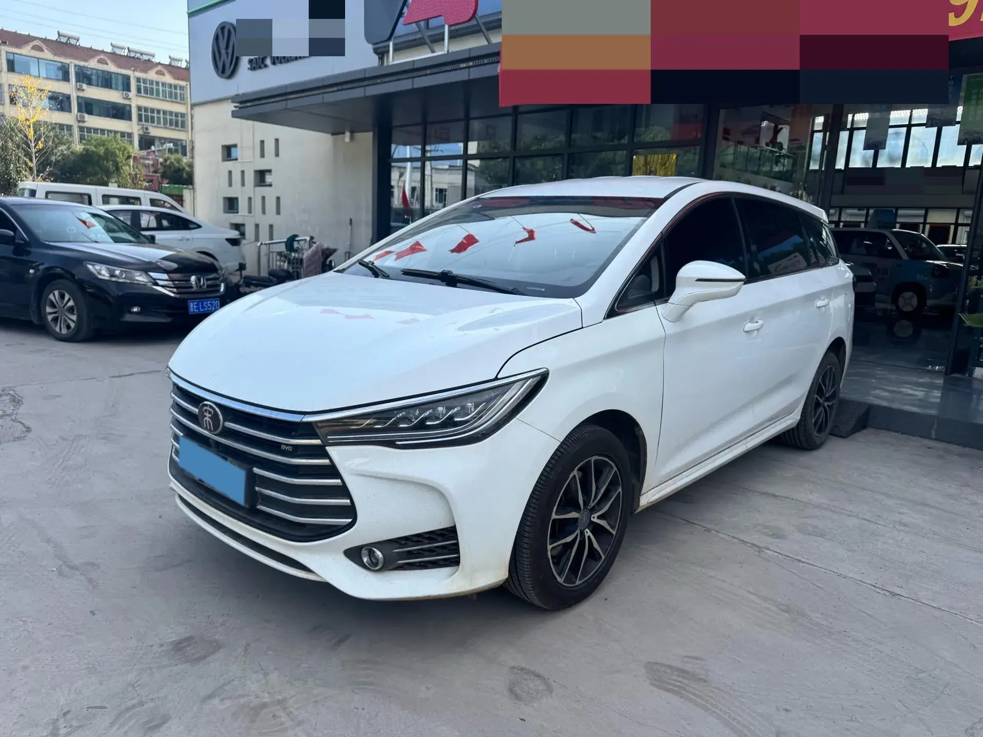 2018 BYD SONG view 1