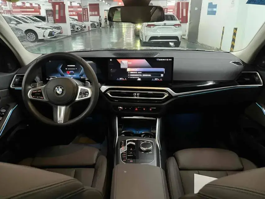 2023 BMW 3 thumbnail 3