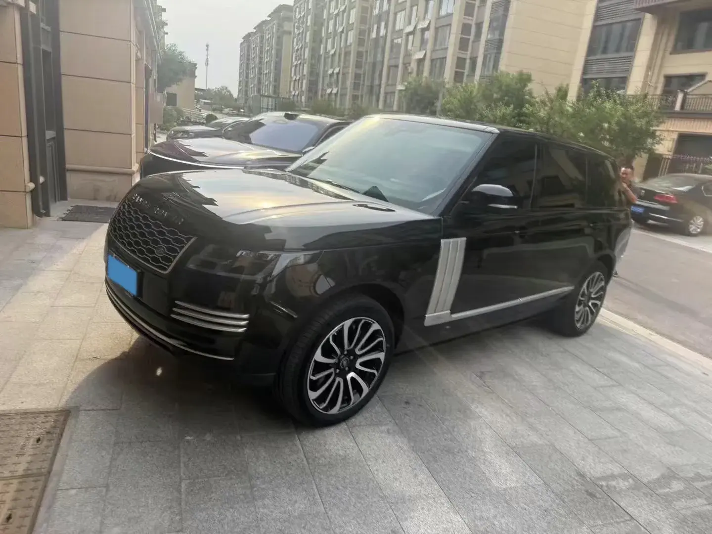2018 LAND ROVER view 1