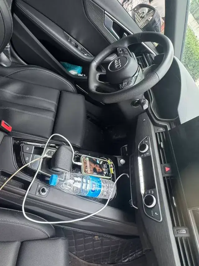 2024 AUDI A4L thumbnail 2