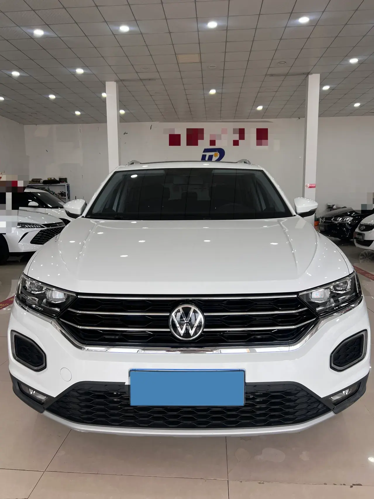 2022 VOLKSWAGEN T-ROC thumbnail 2